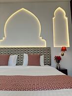 Hotel Atulyaa Taj