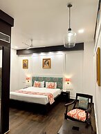 Hotel Atulyaa Taj
