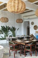 Babana Hotel