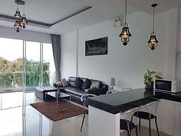 Am Surin Place