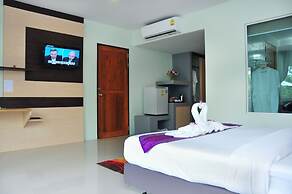 Am Surin Place