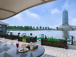 Blossom Water Museum Hotel