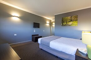 Sunshine Motor Inn