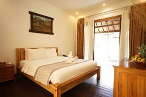 Royal Regantris Villa Karang