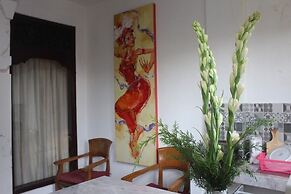 Bali Senia Hotel