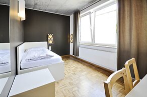 Five Elements Hostel
