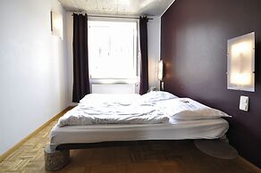 Five Elements Hostel