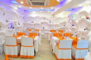 Royal Penguin Boutique Hotel & Spa