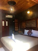 Sea Rock Resort