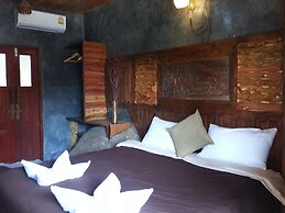 Sea Rock Resort