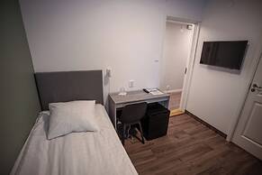 Hotel Aveny Bed & Breakfast