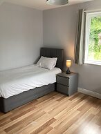OYO Rayanne House Guest Accommodation
