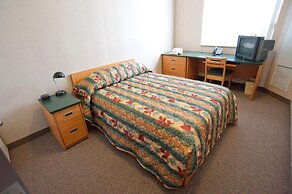 Residence & Conference Centre - Barrie