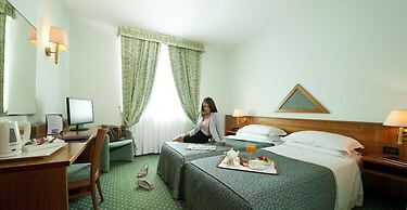 Castagna Palace Hotel & Restaurant