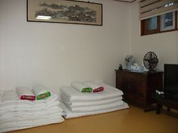 Hyosunjae Hanok Guesthouse