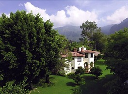 Casa Bugambilia