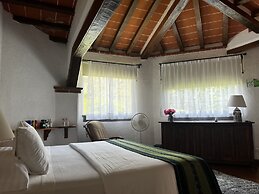 Casa Bugambilia