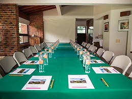Casa Bugambilia