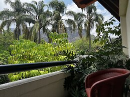 Casa Bugambilia