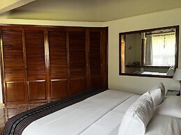 Casa Bugambilia