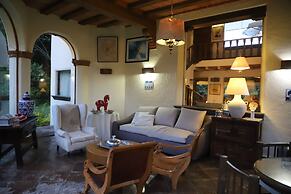 Casa Bugambilia
