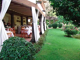 Casa Bugambilia
