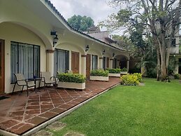 Casa Bugambilia