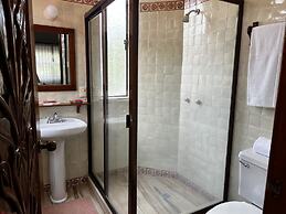 Casa Bugambilia