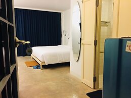 NY TH Hotel