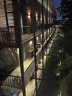 NY TH Hotel