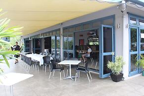 Amanaki Hotel