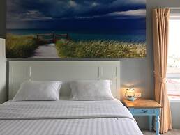 Hub Hua Hin 57 Hotel