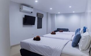 Silla Patong Boutique – Beach Walk Access