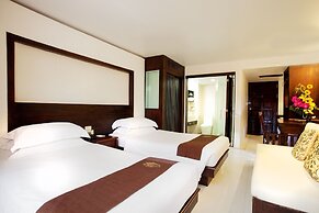 Safari Beach Hotel