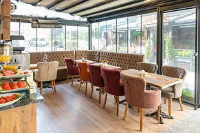 Cuento Hotel