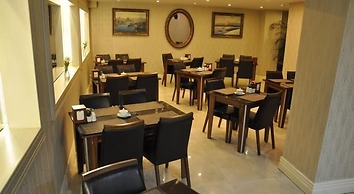 Cuento Hotel