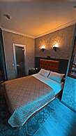 Cuento Hotel