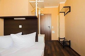 Apple City Hotel