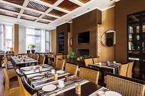 Apple City Hotel