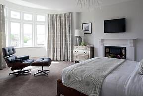 2 Crescent Gardens