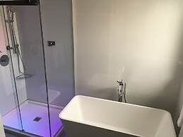Hotel Epik Montreal