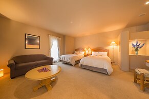 Poppy Springs Resort & Spa
