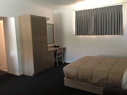 Nunawading Motor Inn
