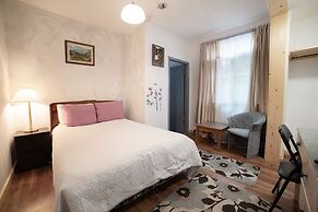 Chameleon Hotel