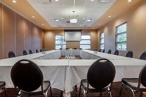 Best Western Plus Bathurst Hotel & Suites