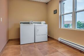 Best Western Plus Bathurst Hotel & Suites
