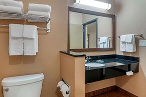 Best Western Plus Bathurst Hotel & Suites
