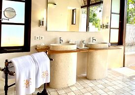 Villa Kubu, Seminyak
