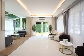 Riski Residence