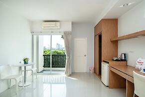 Riski Residence